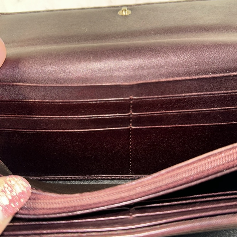Gucci GG Logo Heart Long Wallet with COA - Picture 10 of 16